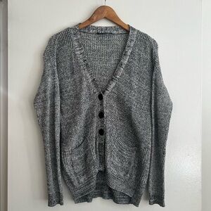 Brandy Melville - grey cardigan